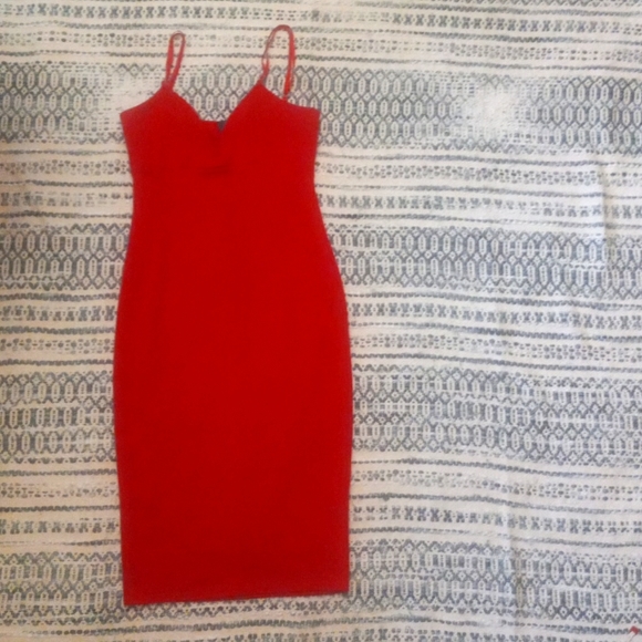 Stretchy Red Midi Dress - Picture 1 of 6
